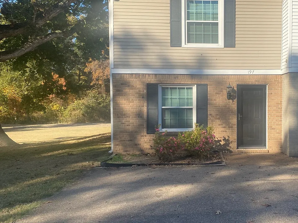 197 Cox Ln #1