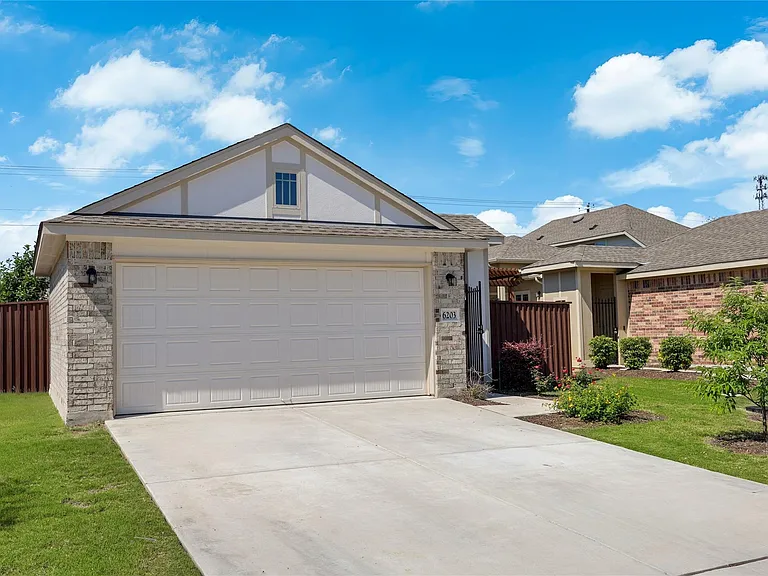 6203 Principale Dr — Photo 33