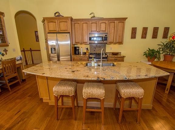 4th image of 5806 Deer Hollow Dr