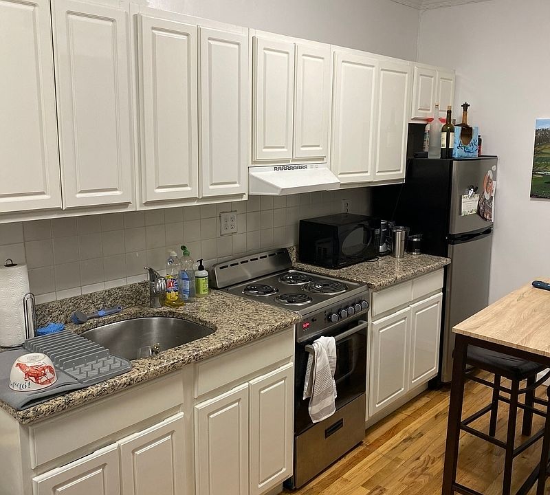 1st image of 58 E 1st St #2BB