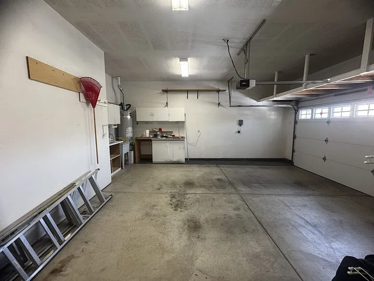 1349 Table Mountain Dr — Photo 16