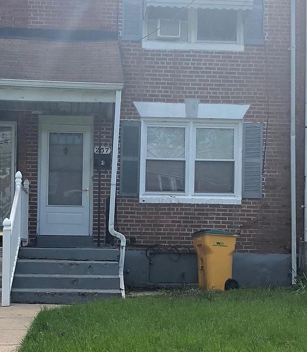 1st image of 257 Birch Ave