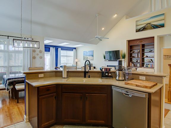 5th image of 36859 Herring Ct