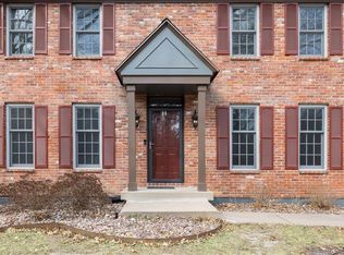 8140 W 98th Ter, Overland Park, KS 66212
