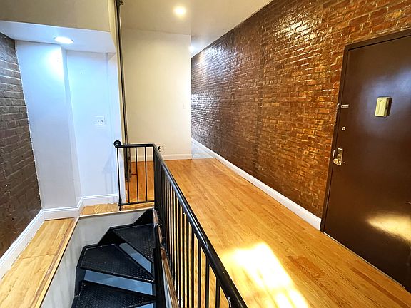 5th image of 93 Bergen St APT 1L