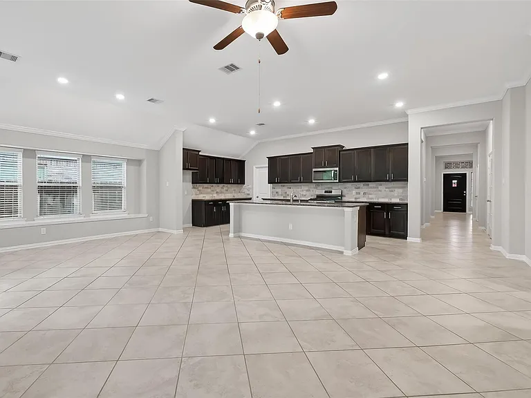 134 S Bearkat Ct — Photo 17