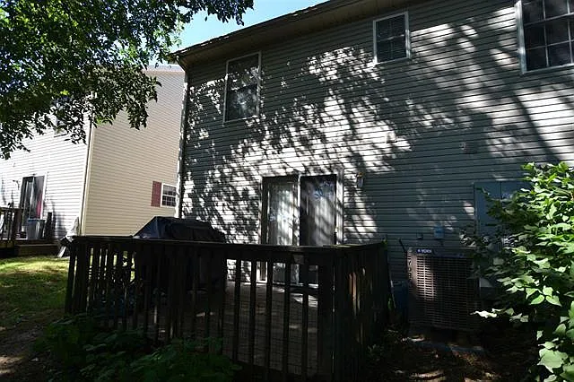 3531 S Oaklawn Cir - 0 — Photo 4