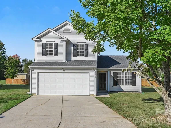 10502 Glory Meadow Ct, Charlotte, NC 28278