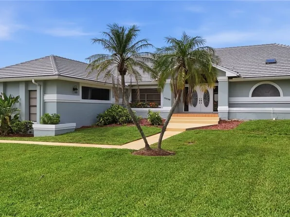 5350 Harborage Dr, Fort Myers, FL 33908