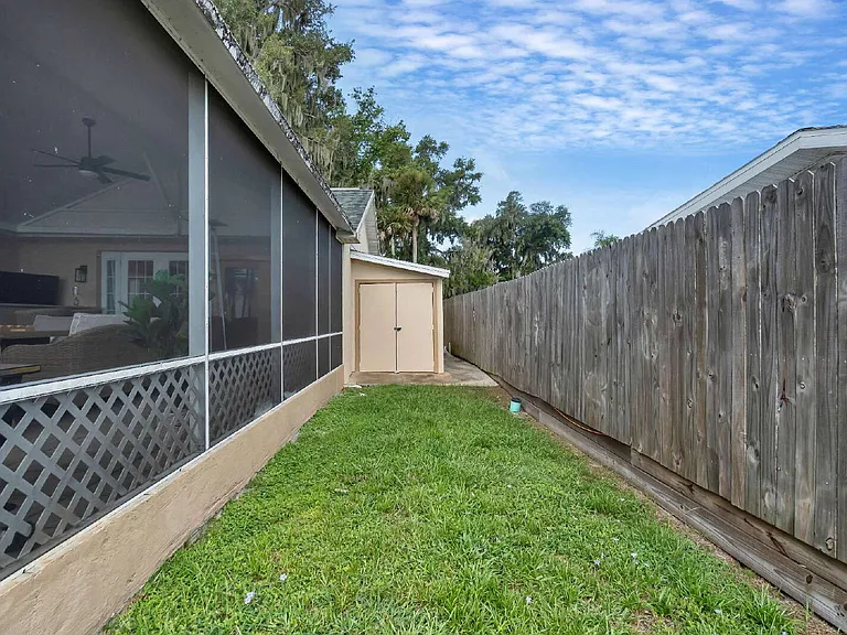 606 N Shore Dr — Photo 42