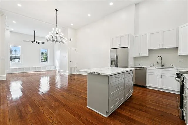1725 Robert C Blakes Sr Dr — Photo 2