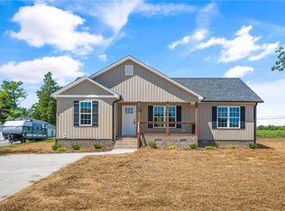 106 Harmon Dr, Thomasville, NC 27360