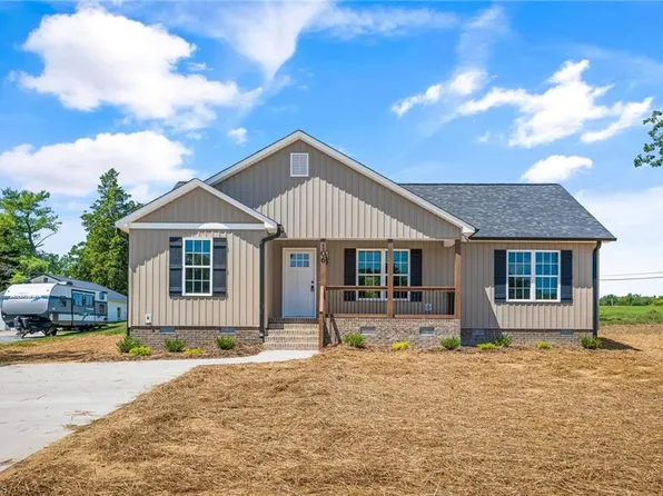 106 Harmon Dr, Thomasville, NC 27360