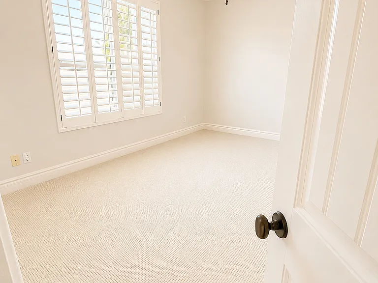 111 W Missouri Ave — Photo 37