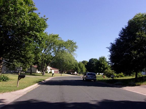 5th image of 6517 Florida Ave N