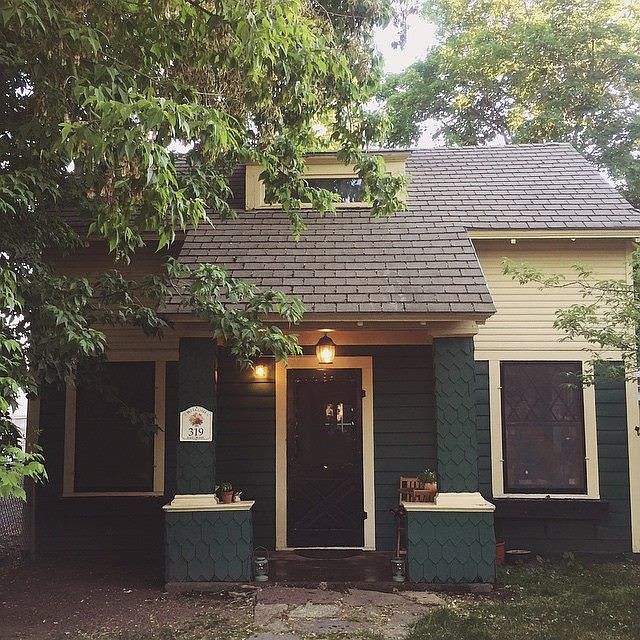 1st image of 319 E Crosby St