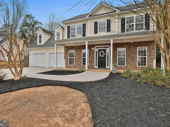 42 Trailwood Ln, Newnan, GA 30265