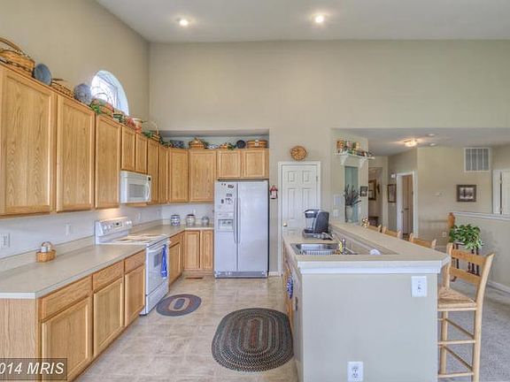 4th image of 11370 Falling Creek Dr