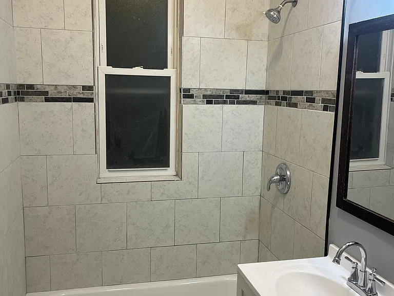 8838 S Marquette Ave — Photo 5