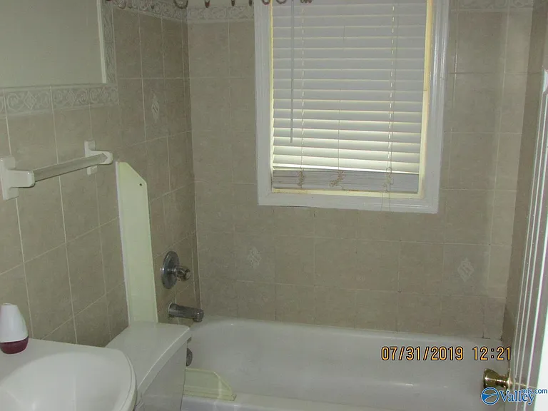 1501 McKinley Ave NE — Photo 21