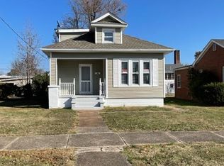 411 E 8th St, Metropolis, IL 62960