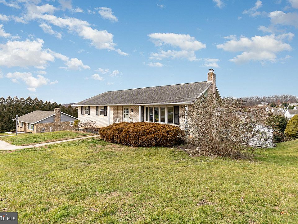 23 Hillside Dr, Jacobus, PA 17407 Zillow