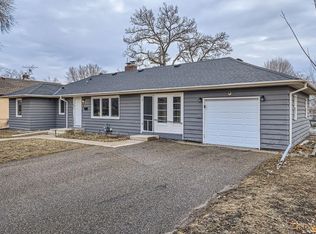 3522 Major Ave N, Crystal, MN 55422