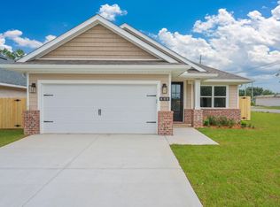 499 Apache St, Fort Walton Beach, FL 32547