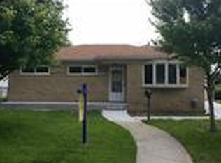 27954 Glenwood St, Saint Clair Shores, MI 48081