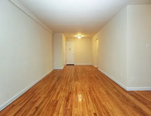 Rented by SW Queens Mezzanine | media 2