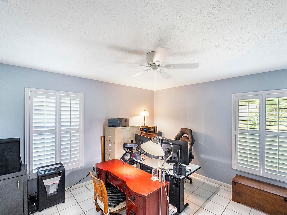 1st image of 1004 W Weatherbee Road