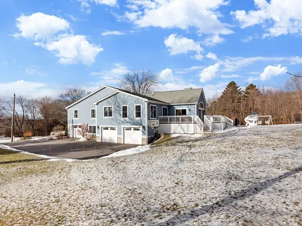 44 Tyler Rd, Lexington, MA 02420