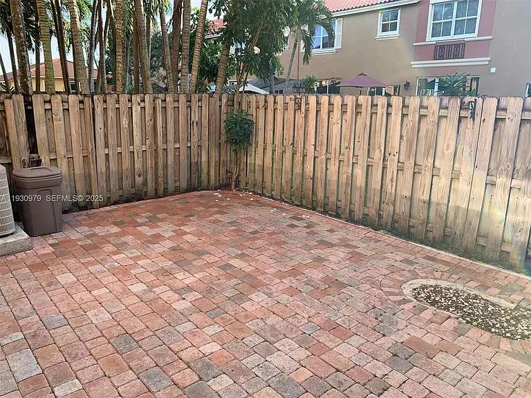 3150 SW 152nd Pl #3150 — Photo 7