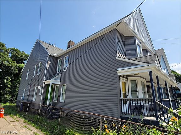 3rd image of 1449 W 50th St