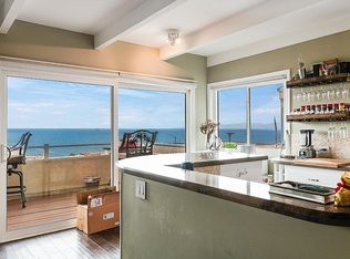 3513 Crest Dr, Manhattan Beach, CA 90266