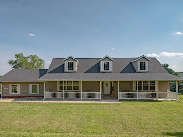3840 160th St, Correctionville, IA 51016