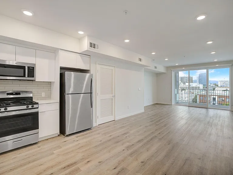 2783 Francis Ave — Photo 34