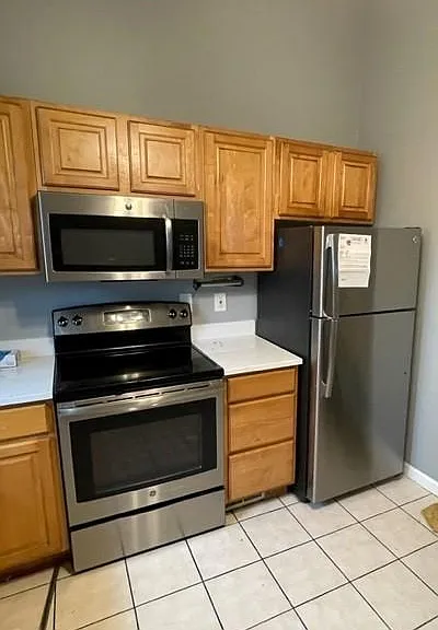 1335 N Perry St — Photo 3