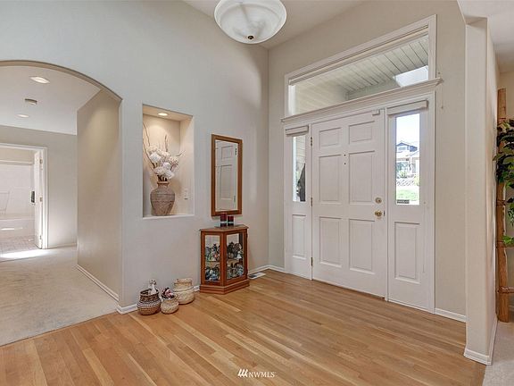 3rd image of 3017 114th Ave SE