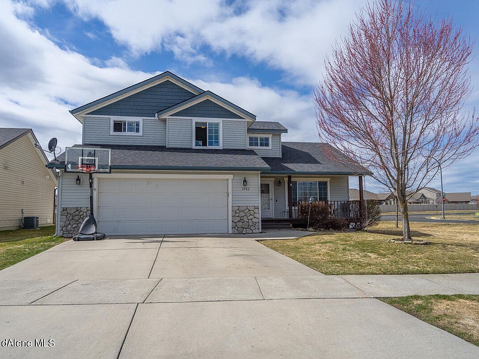1st image of 2762 E Thrush Dr