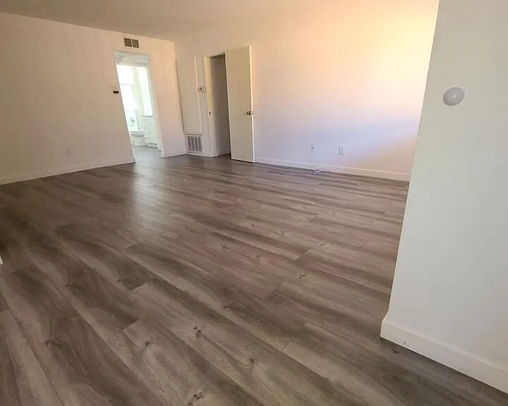 5263 Corteen Pl #3 — Photo 5