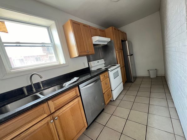 159 Robinson St FLOOR 2