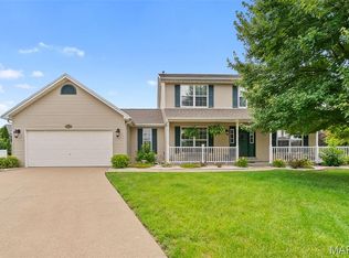 1420 Shale Ct, Saint Charles, MO