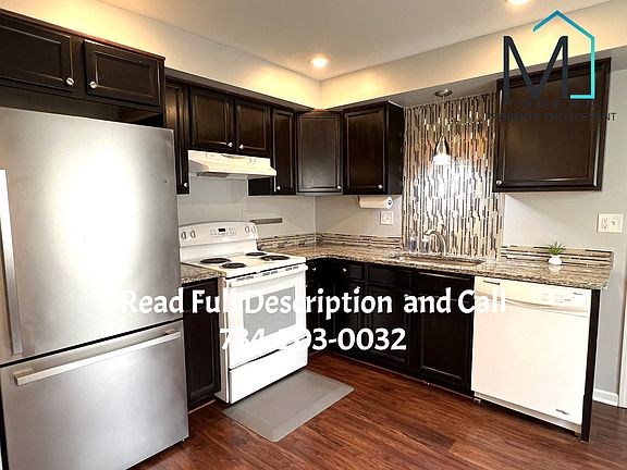 3rd image of 26622 Lenox Ave
