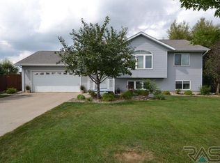 404 Kent St, Harrisburg, SD 57032