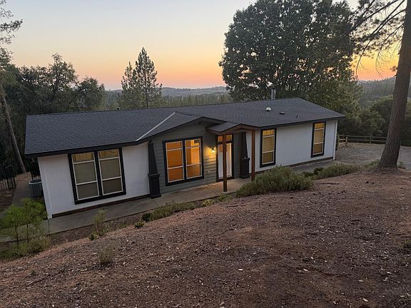 2nd image of 3361 Bay Leaf Dr