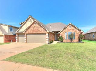 2717 NW 172nd St, Edmond, OK 73012