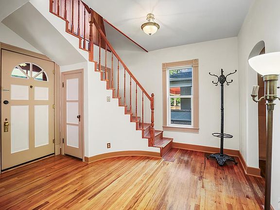 3rd image of 2307 N Greenwood St