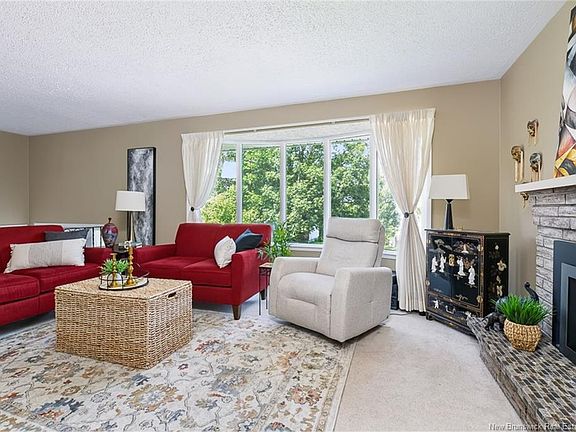 5th image of 32 Tulip St