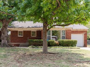 1744 Carlisle Rd, The Village, OK 73120